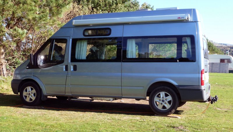Ford Transit 2005 DHL