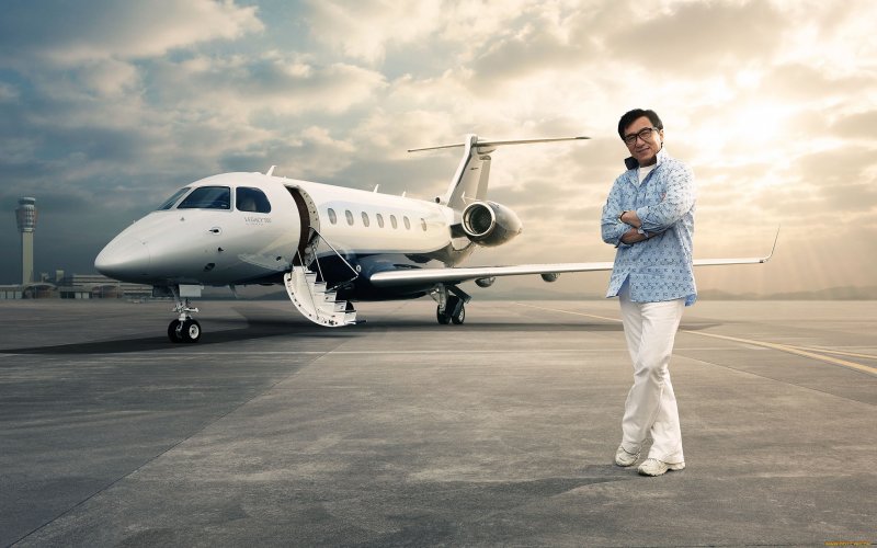 Embraer Legacy 650 Джеки Чана
