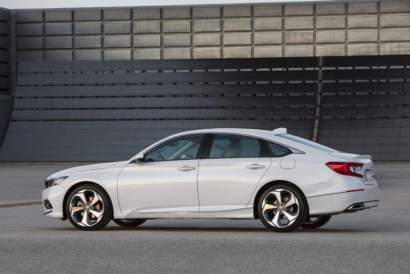 Honda Accord x 2018