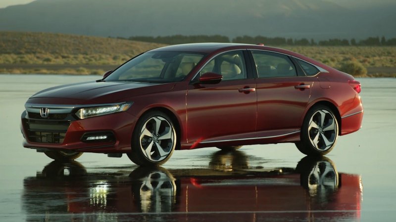 Honda Accord 10 поколения