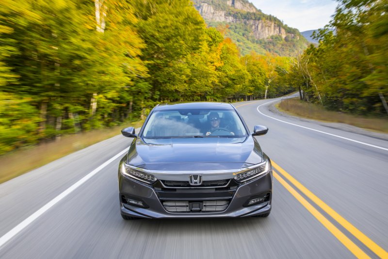 Honda Accord 10 поколения