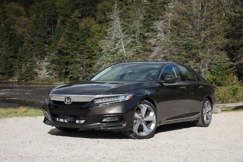 Honda Accord 10 поколения