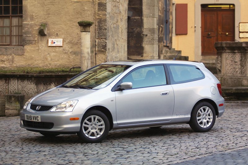 Honda Civic 2001 хэтчбек