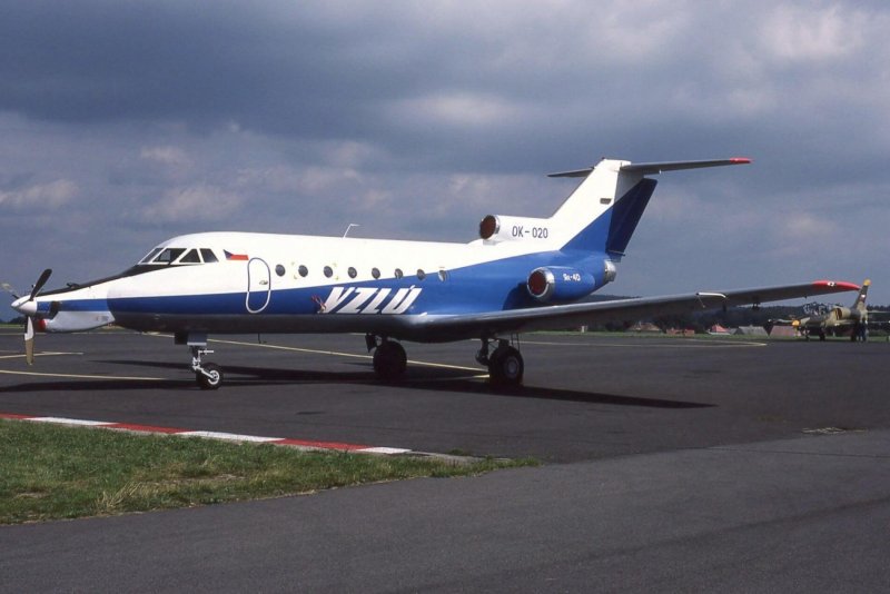 Як-40 ll