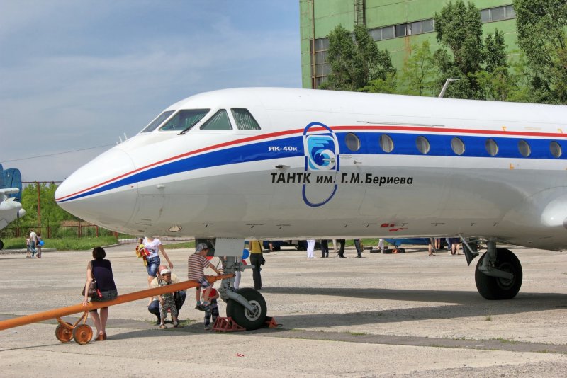 Як 40 Белогорье