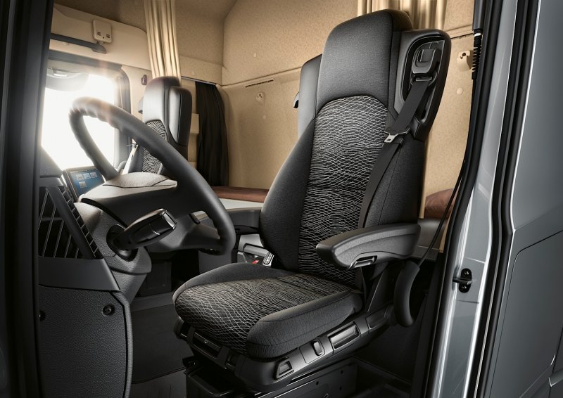 Mercedes Benz Actros 2016 салон