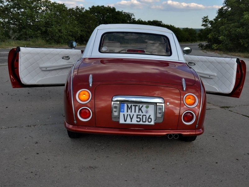 Nissan Figaro