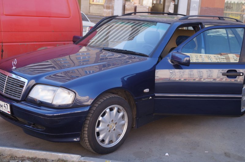 Mercedes Benz 200 1998