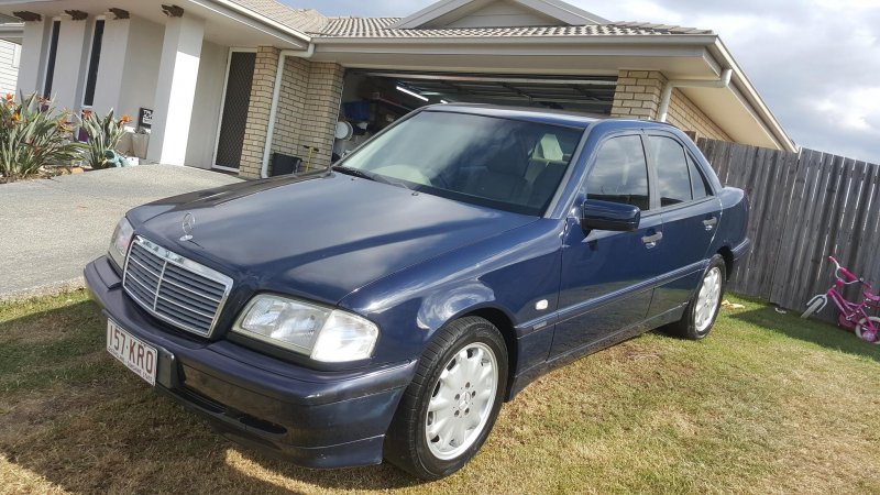 Мерседес w202 c200