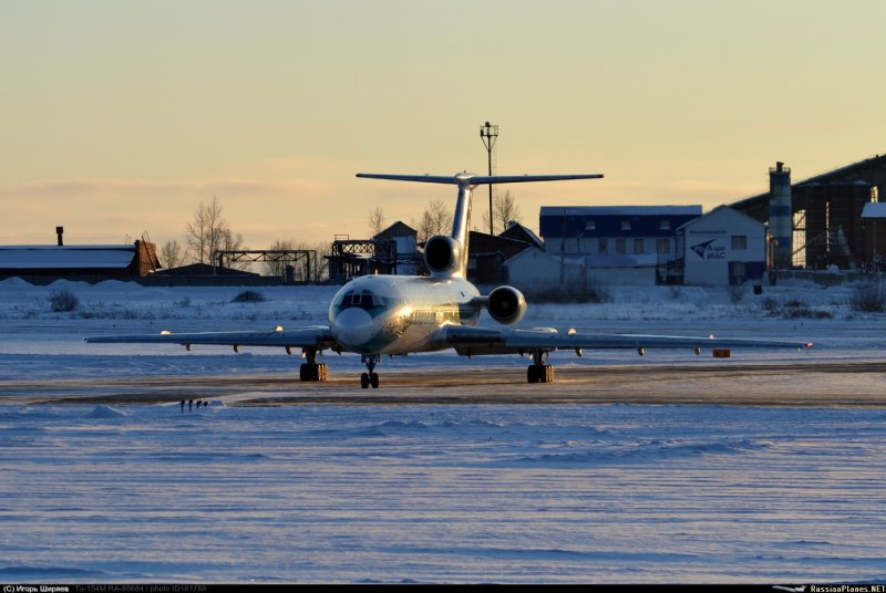 Боинг 737-800 Ижавиа