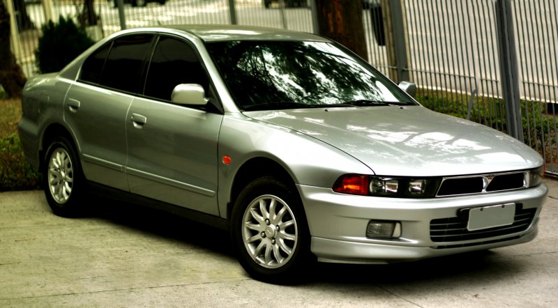 Mitsubishi Galant 8 поколение