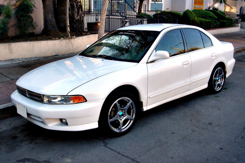 Mitsubishi Galant 8 поколение
