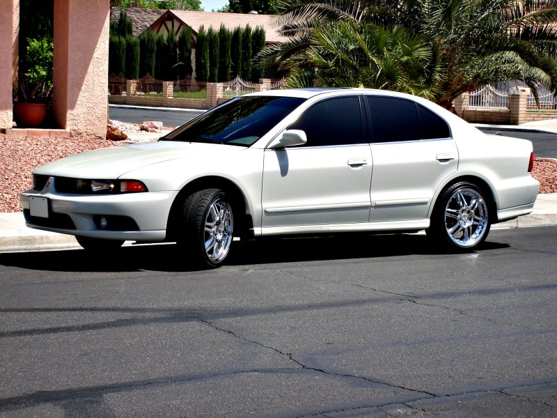 Mitsubishi Galant 8