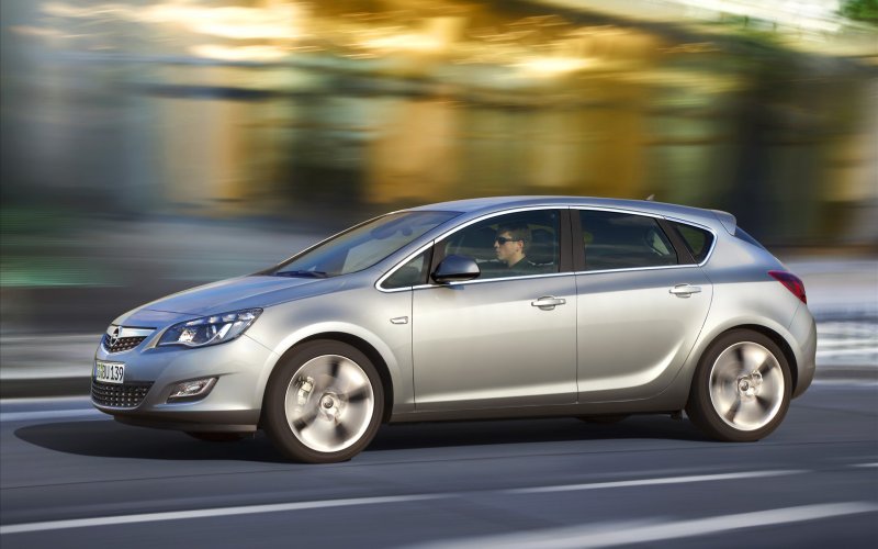 Opel Astra j 2009