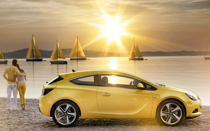 Opel Astra GTC 2011