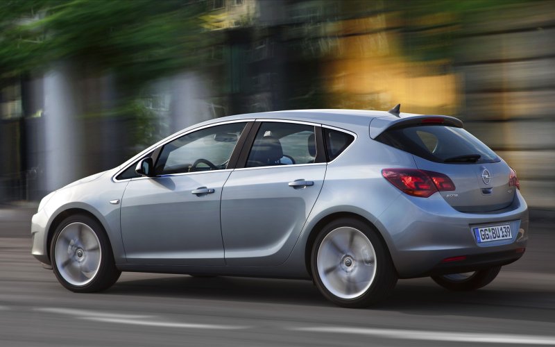 Opel Astra 2010