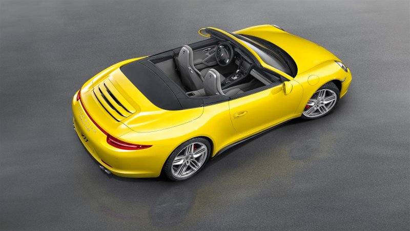 Порше 911 GTS Cabriolet