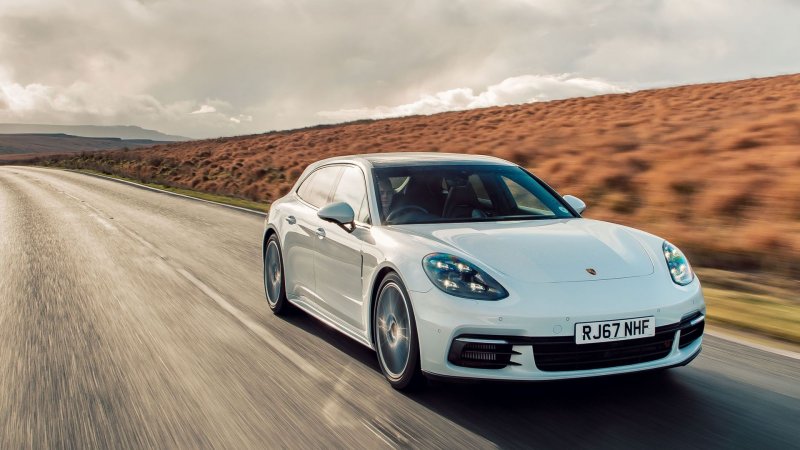 Porsche 911 Panamera