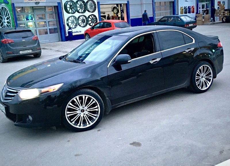 Honda Accord 2008 черная