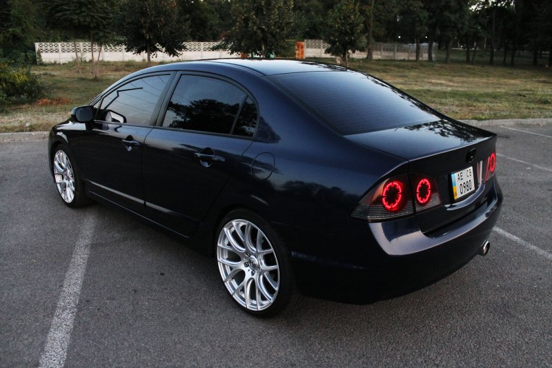 Honda Accord 7 r19