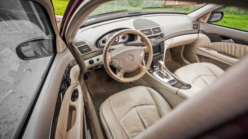 Mercedes-Benz w211 салон