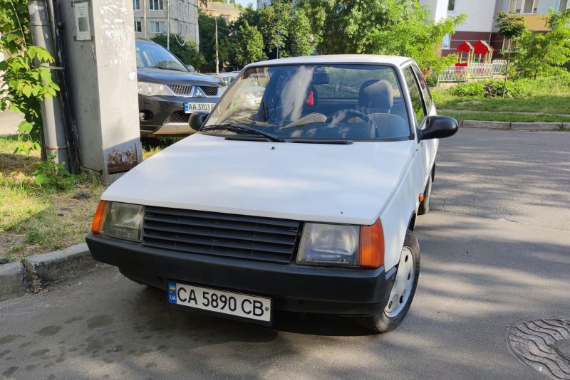 ЗАЗ 1102 Таврия салон