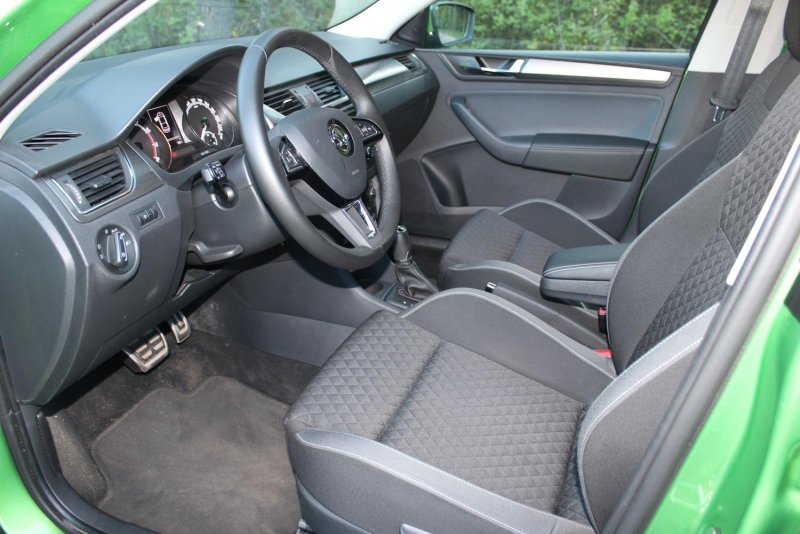 Skoda Rapid Interior