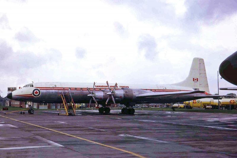 Canadair cc-106 Yukon