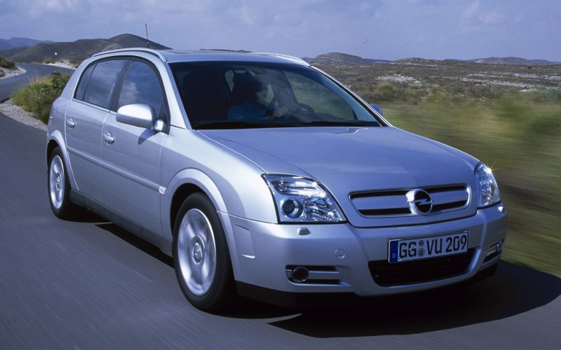 Opel Signum 2003