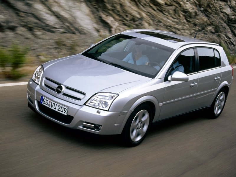 Opel Signum 2003