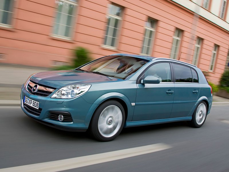 Opel Signum 2005