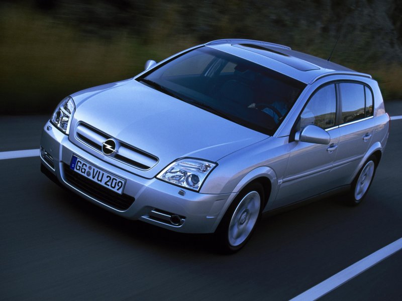 Opel Signum 2003