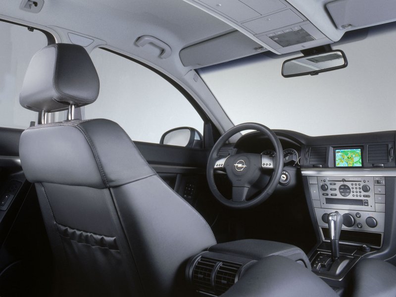 Opel Signum 2003 салон