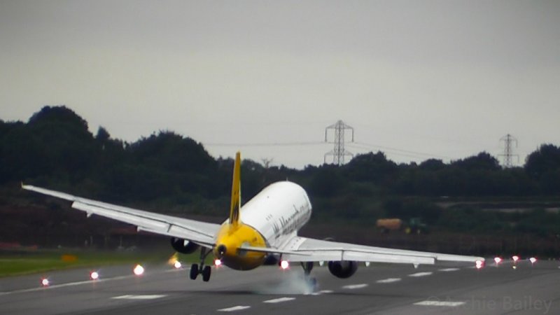 A-320 Windshear