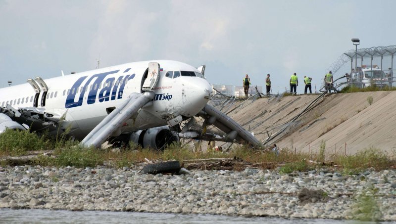 Боинг 737-800 жесткая посадка ЮТЭЙР Усинск
