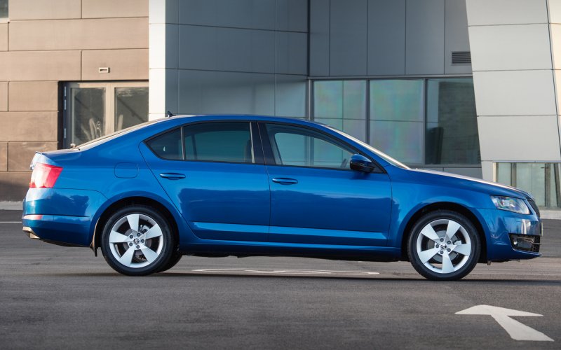 Skoda Octavia Race Blue