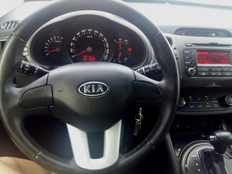 Обшивка руля Kia Sportage 3