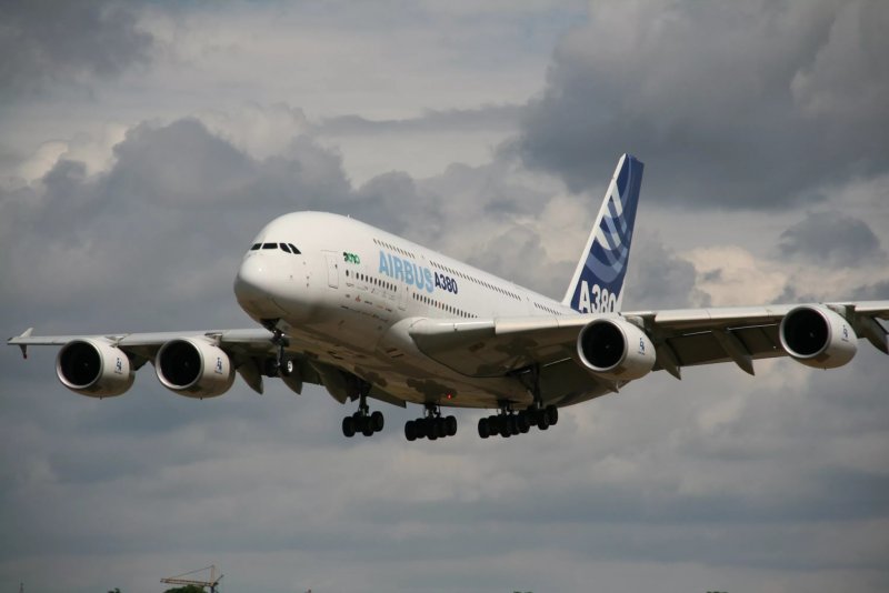 Эйрбас 380 800
