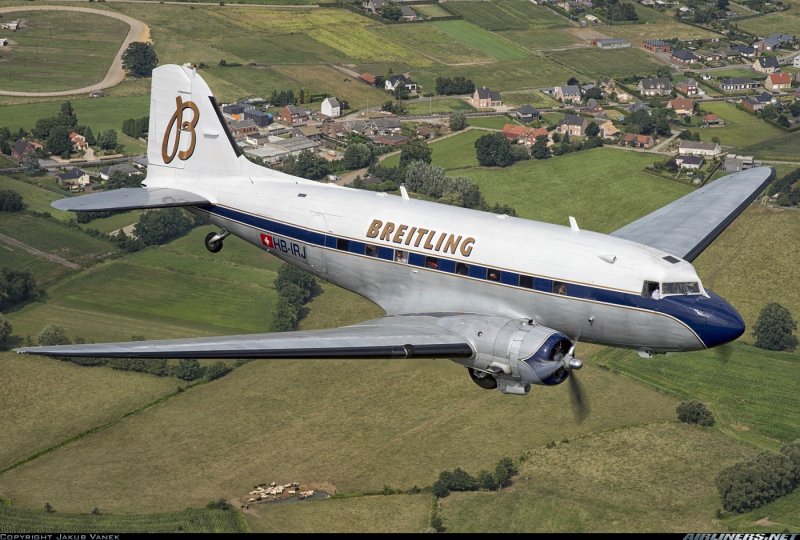 Douglas DC-3