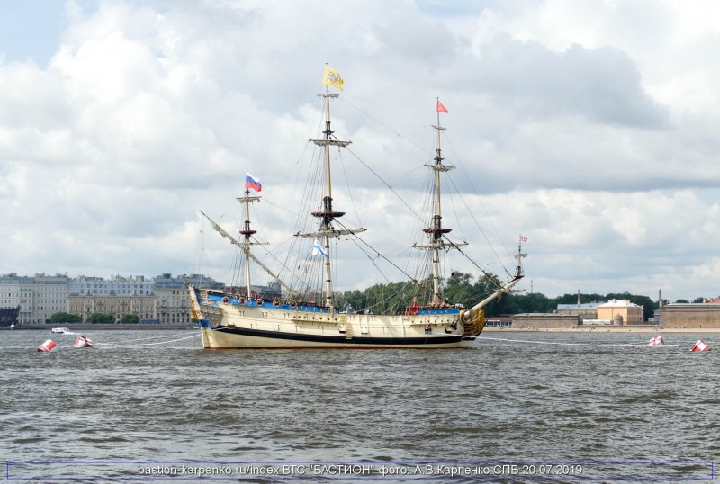 Старые буксиры на Неве