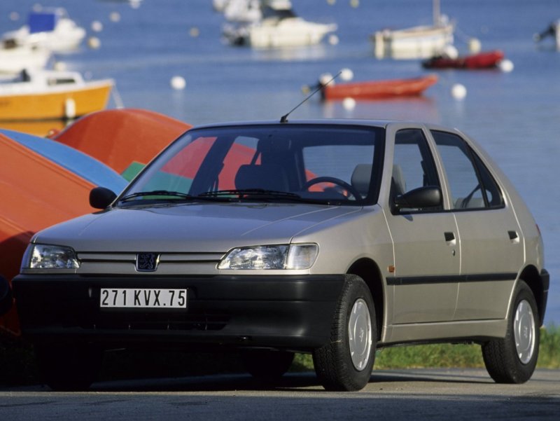 Peugeot 306 хэтчбек
