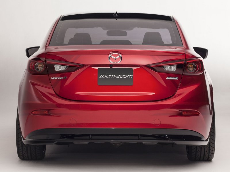 Mazda 3 2014 сзади