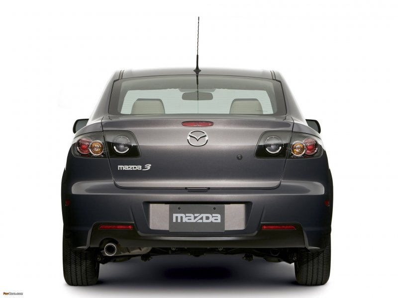 Mazda 3 BK 2008 сзади