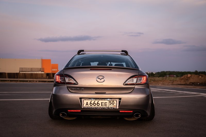 Mazda 6 GH Sport 2008 сзади