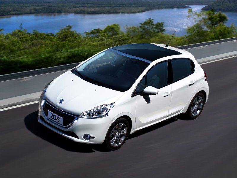 Peugeot 208 2013