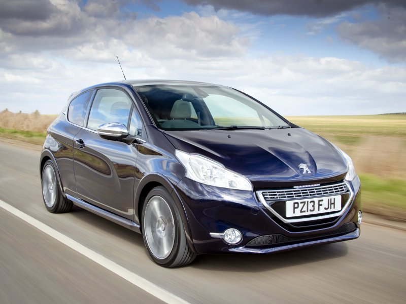 Peugeot 208 2012