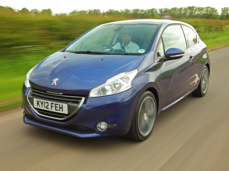 Peugeot 208 2012
