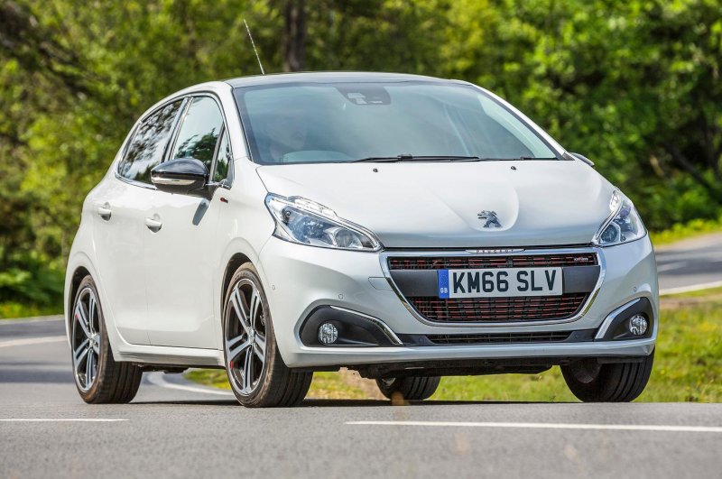 Peugeot 208 II
