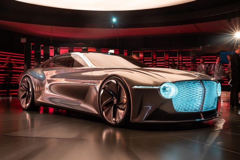 Bentley Exp 100 gt