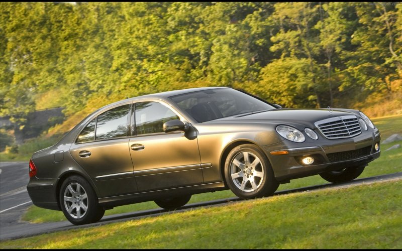 Mercedes Benz e320 w211
